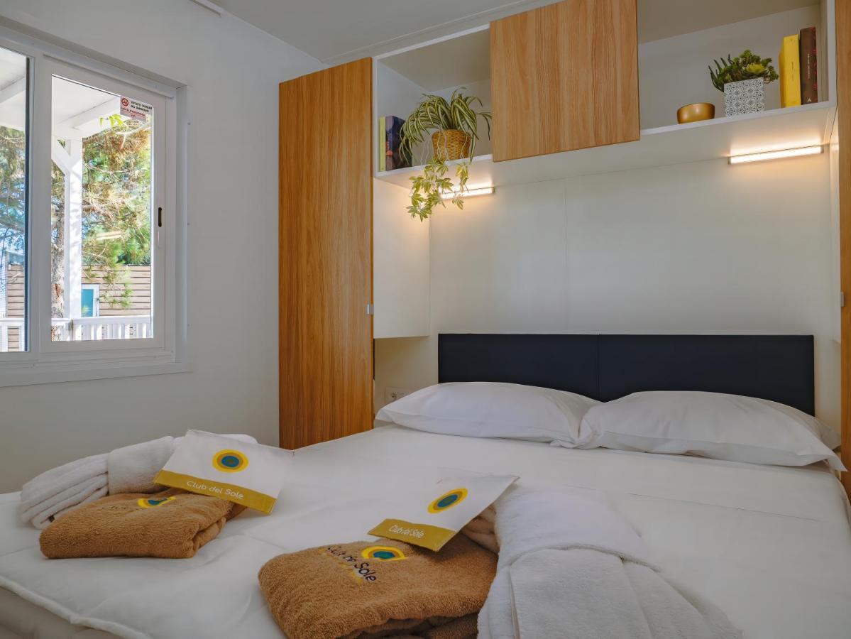 Club Del Sole Pini Boutique Resort ปุนตามารีนา ภายนอก รูปภาพ