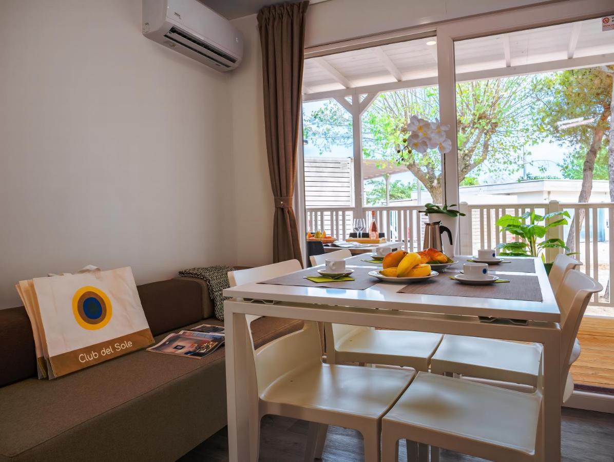 Club Del Sole Pini Boutique Resort ปุนตามารีนา ภายนอก รูปภาพ