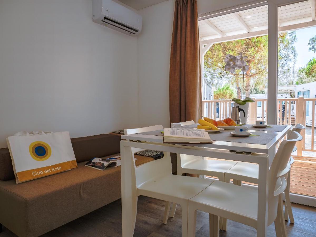 Club Del Sole Pini Boutique Resort ปุนตามารีนา ภายนอก รูปภาพ