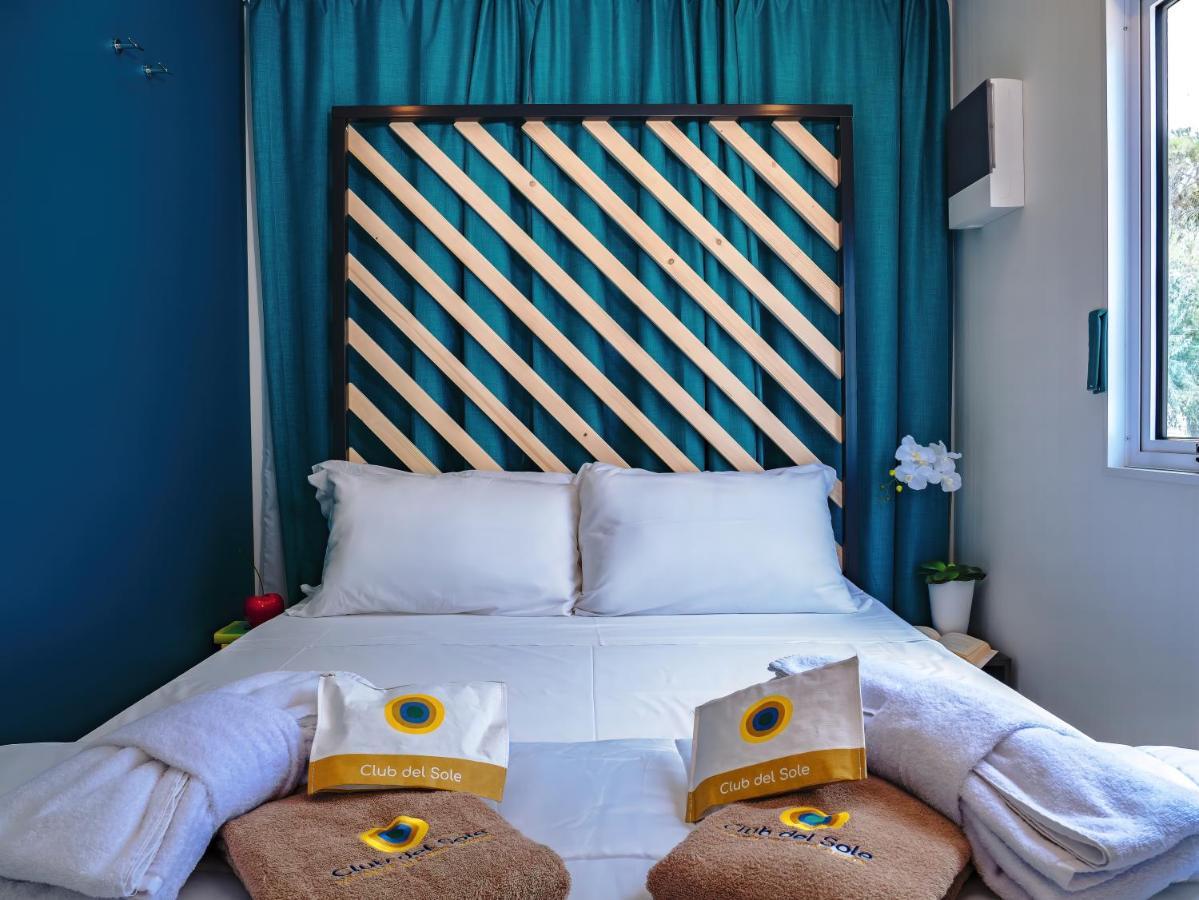 Club Del Sole Pini Boutique Resort ปุนตามารีนา ภายนอก รูปภาพ
